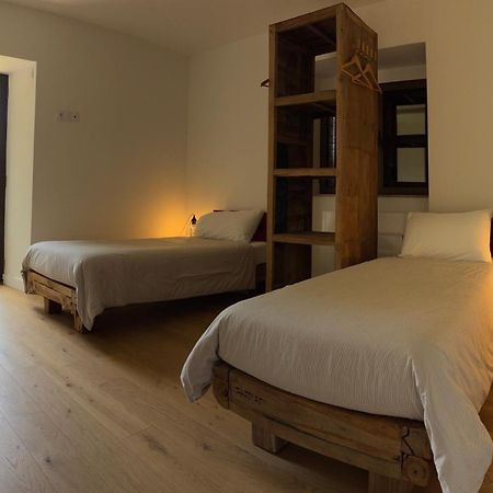 Bed and Breakfast Le Moulin Du Guy, Proche Du Puy Dufou Chanverrie Esterno foto