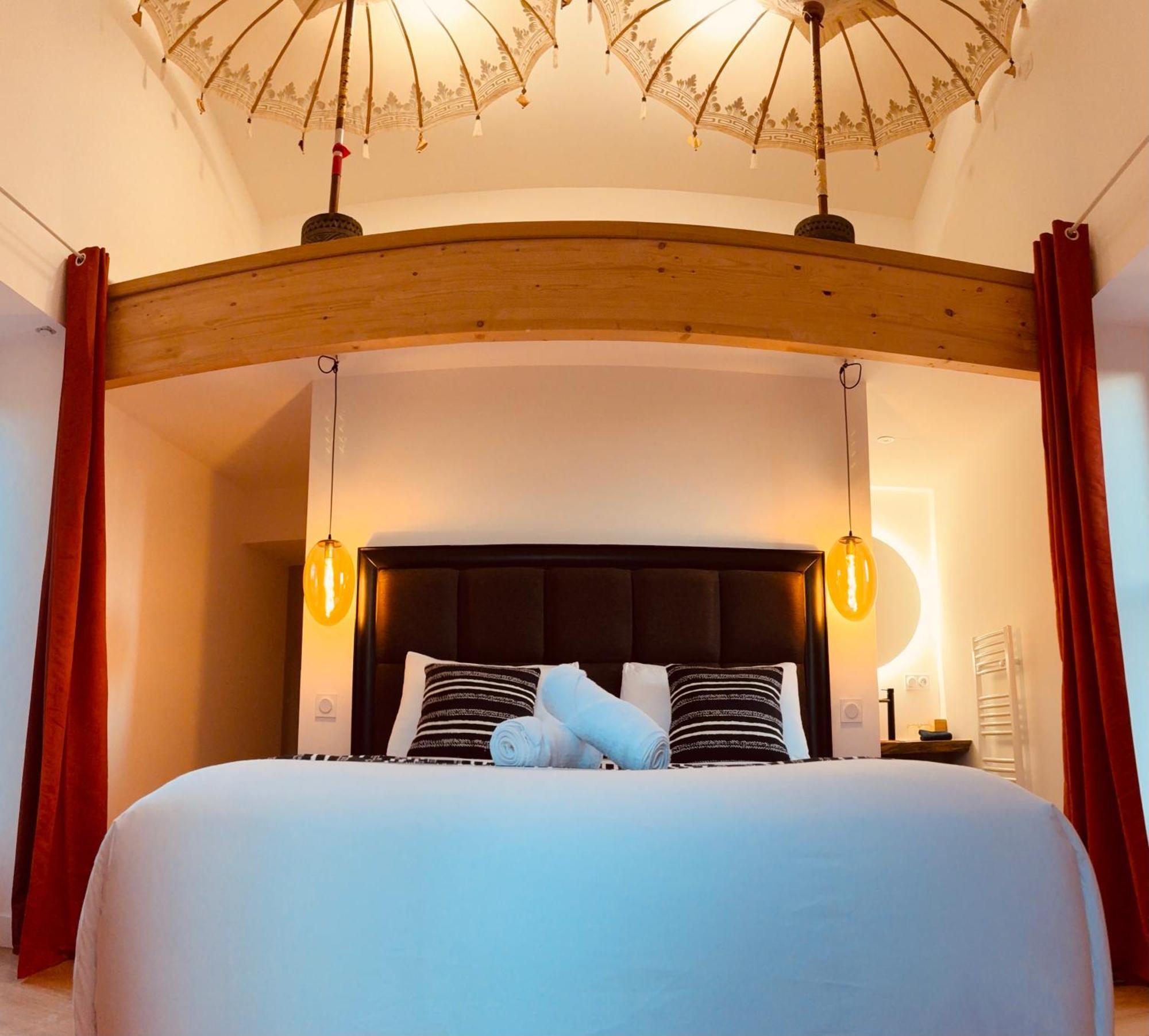 Bed and Breakfast Le Moulin Du Guy, Proche Du Puy Dufou Chanverrie Esterno foto