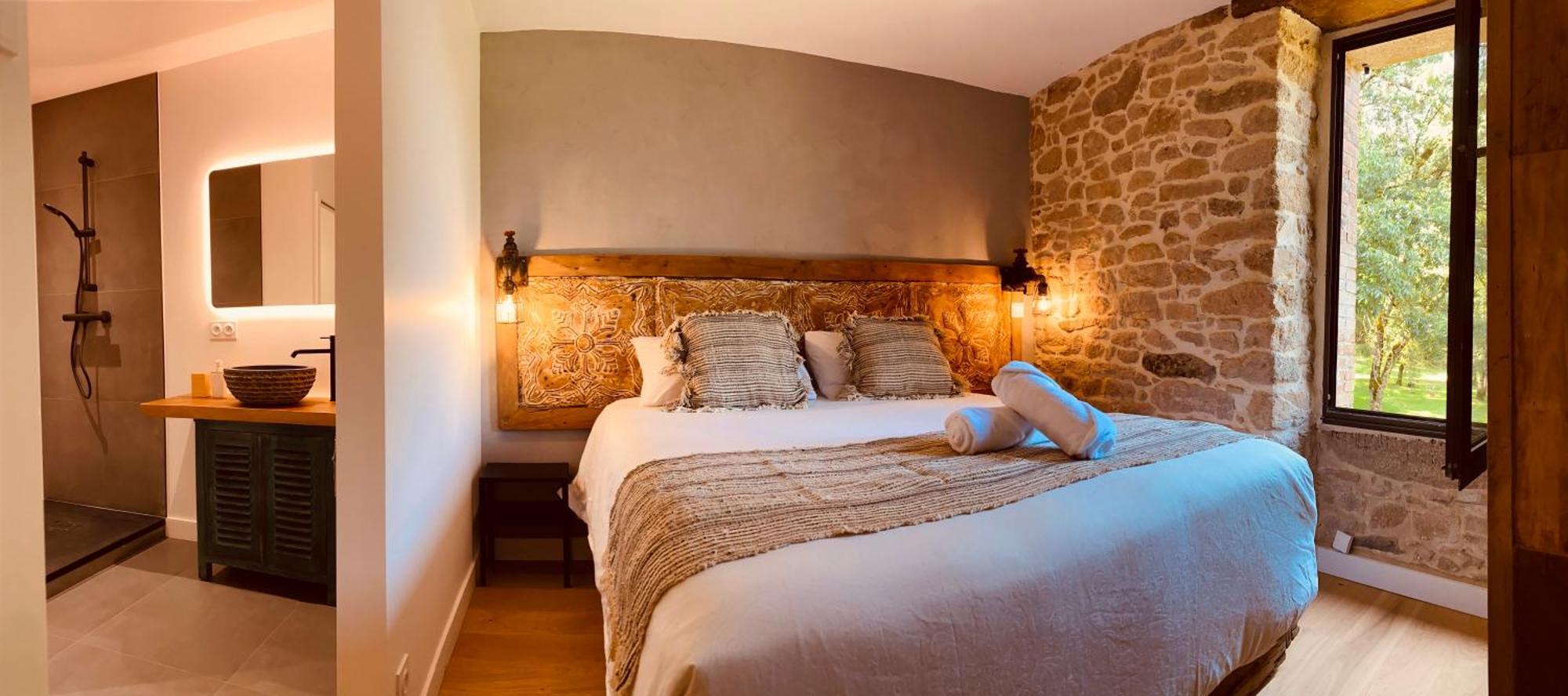 Bed and Breakfast Le Moulin Du Guy, Proche Du Puy Dufou Chanverrie Esterno foto